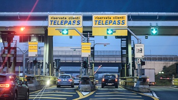 Caselli autostradali con corsie Telepass